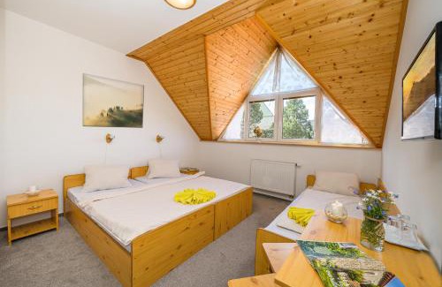 Spisska Stara Ves House | Discover Penzión Antiqua Villa: Family-Friendly Comfort