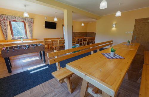 Zdiar House | Discover Penzión Bachleda: Pet-Friendly Retreat with High Ratings