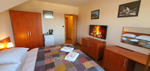 Velka Lomnica House | Beautiful Penzión Biela Voda: Top-Rated & Pet Friendly Stay