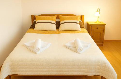 Dedinky Bed & Breakfast | Cozy Penzión Erika: Pet-Friendly Stay with Breakfast Included