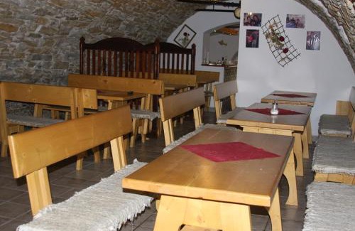 Spisska Stara Ves House | Explore Penzión Korzo: Family-Friendly Dining & Comfort