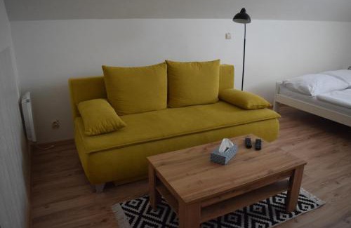 Circ House | Comfortable Stay at Penzión na Hranici Čirč with Breakfast