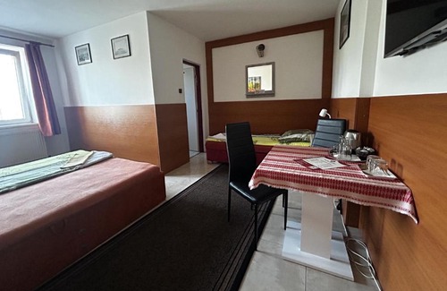 Sever House | Cozy Penzión Rozália: Family-Friendly with Breakfast Included