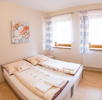 Spisska Stara Ves House | Top-Rated Guest House Tri Koruny with Hot Tub & Breakfast