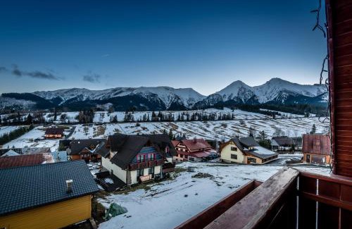 Zdiar House | Discover Penzión u Pavla: Pet-Friendly Retreat with Hot Tub