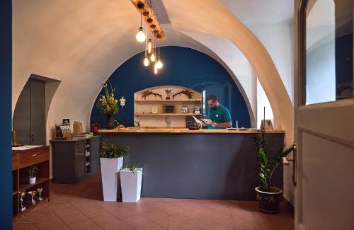 Sudomerice u Bechyne House | Pet-Friendly Retreat at Penzion Černická obora with Ocean View