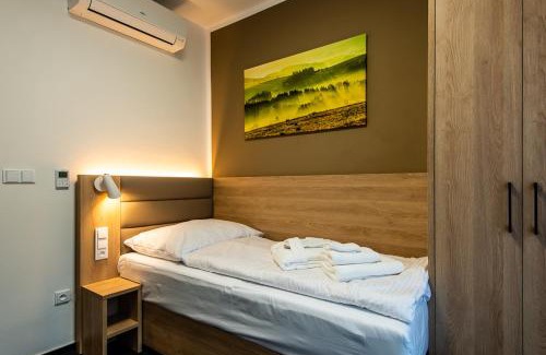 Lidecko House | Relax at Penzion Čertovy skály with Hot Tub & Breakfast