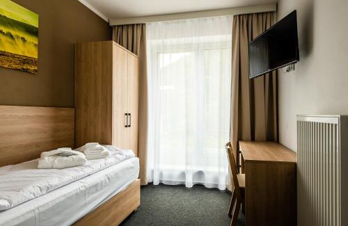 Lidecko House | Relax at Penzion Čertovy skály with Hot Tub & Breakfast