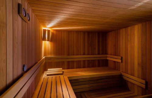 Lidecko House | Relax at Penzion Čertovy skály with Hot Tub & Breakfast