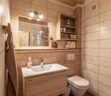 Satov Apartment | Top-Rated Penzion Andel Šatov: Family-Friendly & Accessible