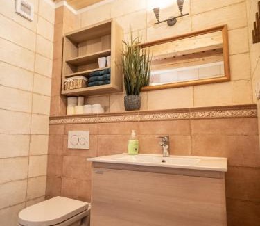 Satov Apartment | Top-Rated Penzion Andel Šatov: Family-Friendly & Accessible