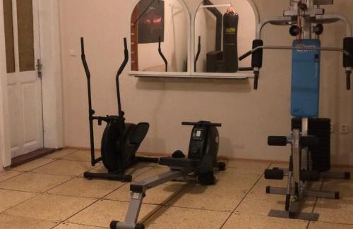 Kezmarok House | Budget-Friendly Stay at Penzion B5 with Family Dining