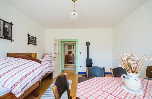 Sucha Loz Hotel | Top-Rated Penzion Berdina: Family-Friendly with Kitchen