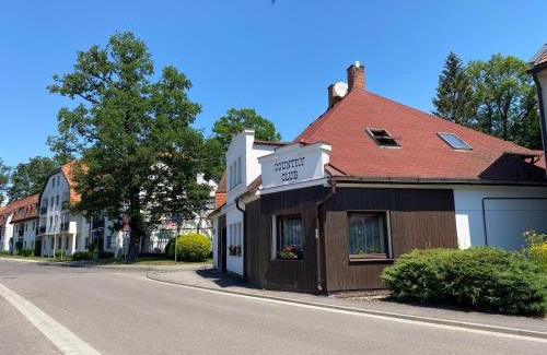 Zamberk House | Guest Rated 9/10 at Penzion Country Club with Breakfast