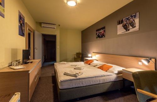 Zlin House | Guest Rated Penzion ER1: Family-Friendly & Accessible Stay