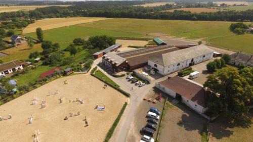 Litomysl House | Pet-Friendly Retreat at Penzion Jízdárna Suchá
