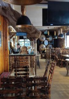 Unicov House | Pet-Friendly Penzion KASPEC: Family Welcome & Breakfast Included