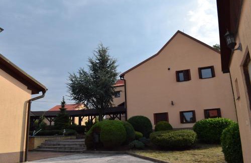 Kostelany House | Pet-Friendly Retreat at Penzion Kostelany with Pool & Spa