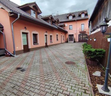 Vysne Ruzbachy House | Discover Penzion Mystery: Pet-Friendly Retreat with Kitchen