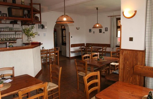 Vetrni Hotel | Top-Rated Penzion Na Cihelně: Pet-Friendly & Family Welcoming
