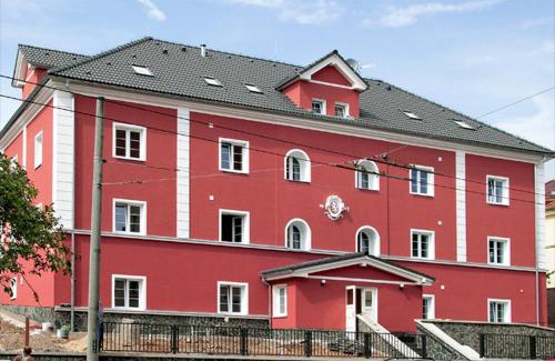 Usti nad Labem House | Pet Friendly Penzion Na Hvězdě with High Guest Ratings