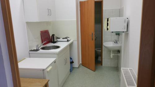 Loucna nad Desnou Apartment | Highly Rated Penzion Na nádraží: Family-Friendly Retreat