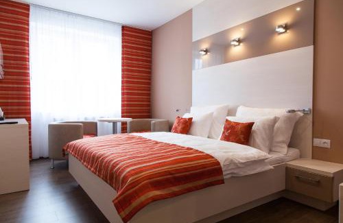 Hodonin House | Guest Rated 10/10: Penzion Na Valech Hodonín Retreat