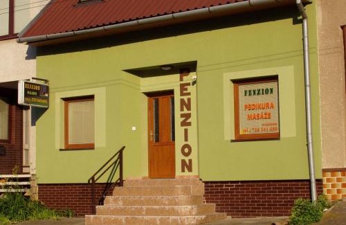 Hovorany House | Guest Rated 9/10: Penzion Orion Hovorany with Breakfast