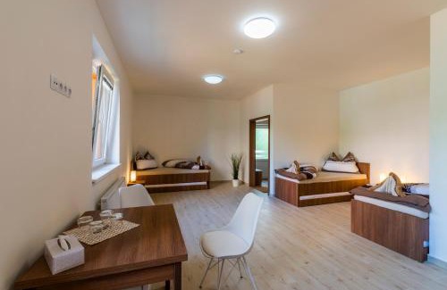 Melnik House | Pet Friendly Penzion Piranha: Rated 9/10 for Families