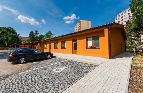 Melnik House | Pet Friendly Penzion Piranha: Rated 9/10 for Families