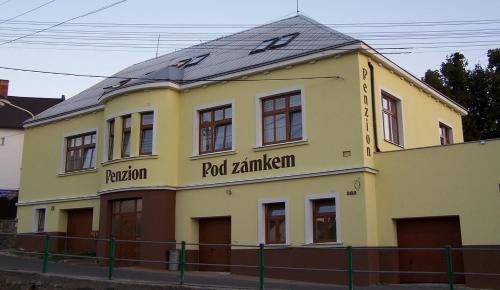 Vizovice House | Pet-Friendly Escape at Penzion Pod Zámkem – Rated 8.4/10