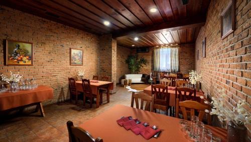 Boleraz House | Pet-Friendly Penzion Pod zámkom-Boleráz with Breakfast