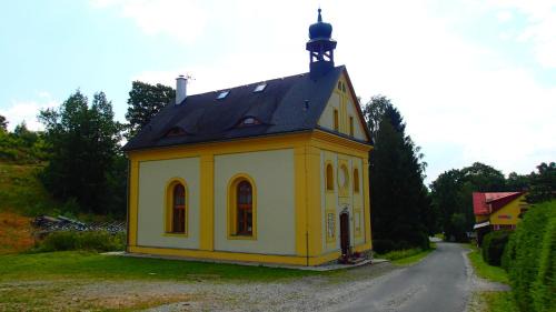 Hyncice pod Susinou House | Family-Friendly Retreat at Penzion Pod Zvonem, Rated 9/10