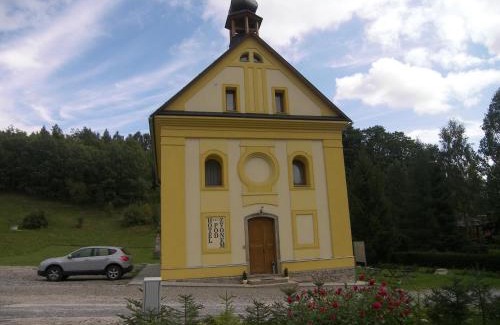 Hyncice pod Susinou House | Family-Friendly Retreat at Penzion Pod Zvonem, Rated 9/10