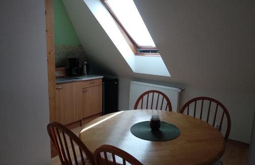 Marianske Lazne House | Discover Penzion Polarka: 9/10 Score & Family-Friendly Stay