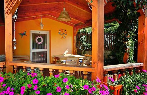 Kysibl Kyselka House | Pet-Friendly Retreat at Penzion Radošov with High Ratings