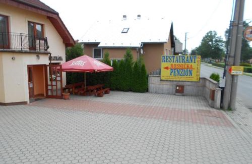 Liesek House | Family-Friendly Retreat at Penzion Rosnicka Liesek
