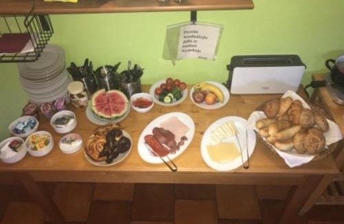 Rokytnice nad Jizerou House | Pet-Friendly Penzion Seidl with Pool & Kid-Friendly Amenities