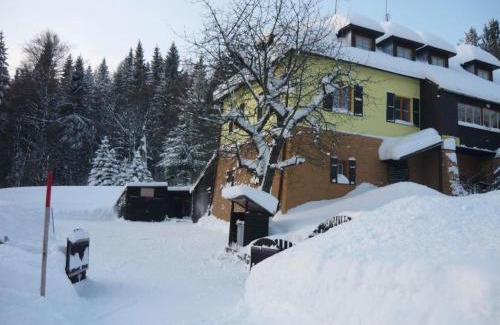 Karlova Studanka House | Budget-Friendly Retreat at Penzion Ski with Hot Tub & More