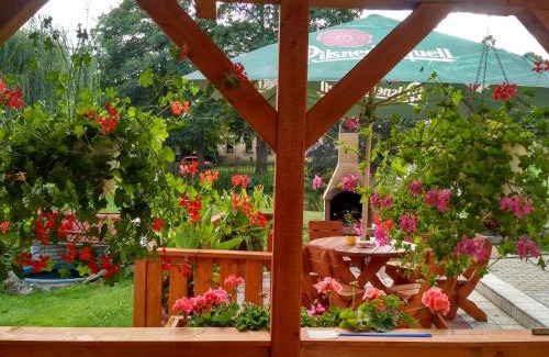 Chodsky Ujezd House | Oceanfront Getaway at Penzion U Bernardýna - Rated 9/10