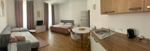 Znojmo Apartment | Pet and Child Friendly Stay at U Radnice, byt 3 - Rated 9.6
