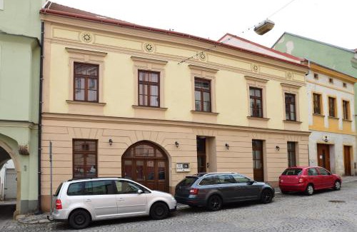 Znojmo Apartment | Family-Friendly Stay at U Radnice, Rated 9/10 by Guests