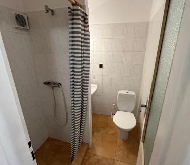 Stredokluky House | Family-Friendly Stay at Pension u Sv. Prokopa, Pets Welcome