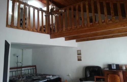 Jindrichuv Hradec Apartment | Cozy Penzion U Tomáše: Pet & Child Friendly Getaway