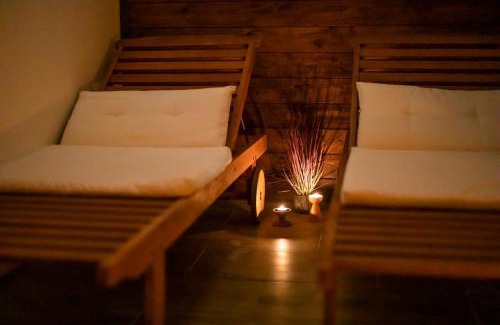 Cervena Voda House | Oceanfront Penzion u Vichu with Pool & 9.5/10 Rating