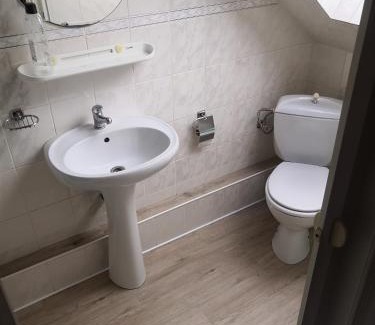 Ceska Lipa House | Pet-Friendly Haven Near the Park with Pool and Kitchen