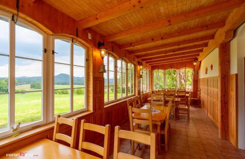 Jetrichovice Apartment | Pet-Friendly Penzion Zvoneček: Guest Rated 10/10 Comfort