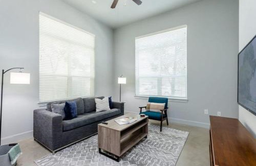 The Galleria Apartment | Discover Peony At Millennium - Elegant 2 Bed Apt in Houston