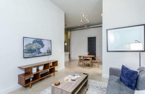 The Galleria Apartment | Discover Peony At Millennium - Elegant 2 Bed Apt in Houston