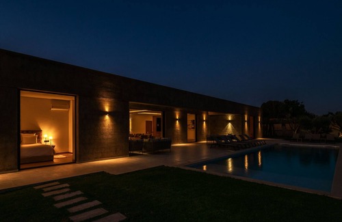Tassoultante Villa | PEPE: Modern Villa with Private Pool & Ocean View